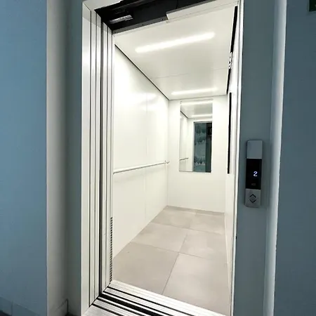 Zarembowicza 36 - Self Check-in 20h - Parking &lift *