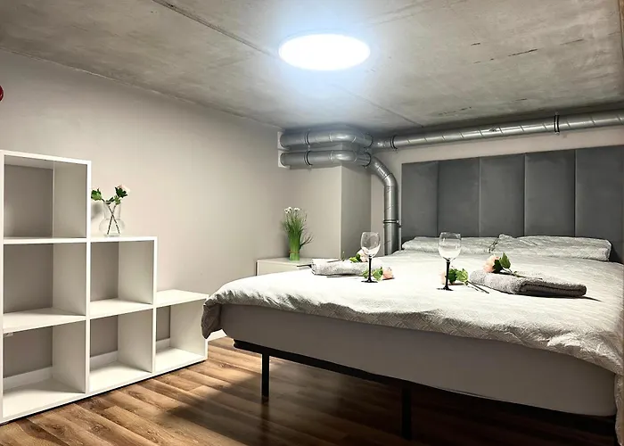 Apartment Zarembowicza 36 - Self Check-in 20h - Parking &lift Wroclaw